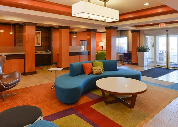 Fairfield Inn & Suites Bloomington